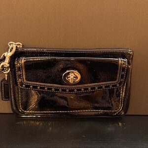Vintage Coach Black Patent Leather  Wristlet